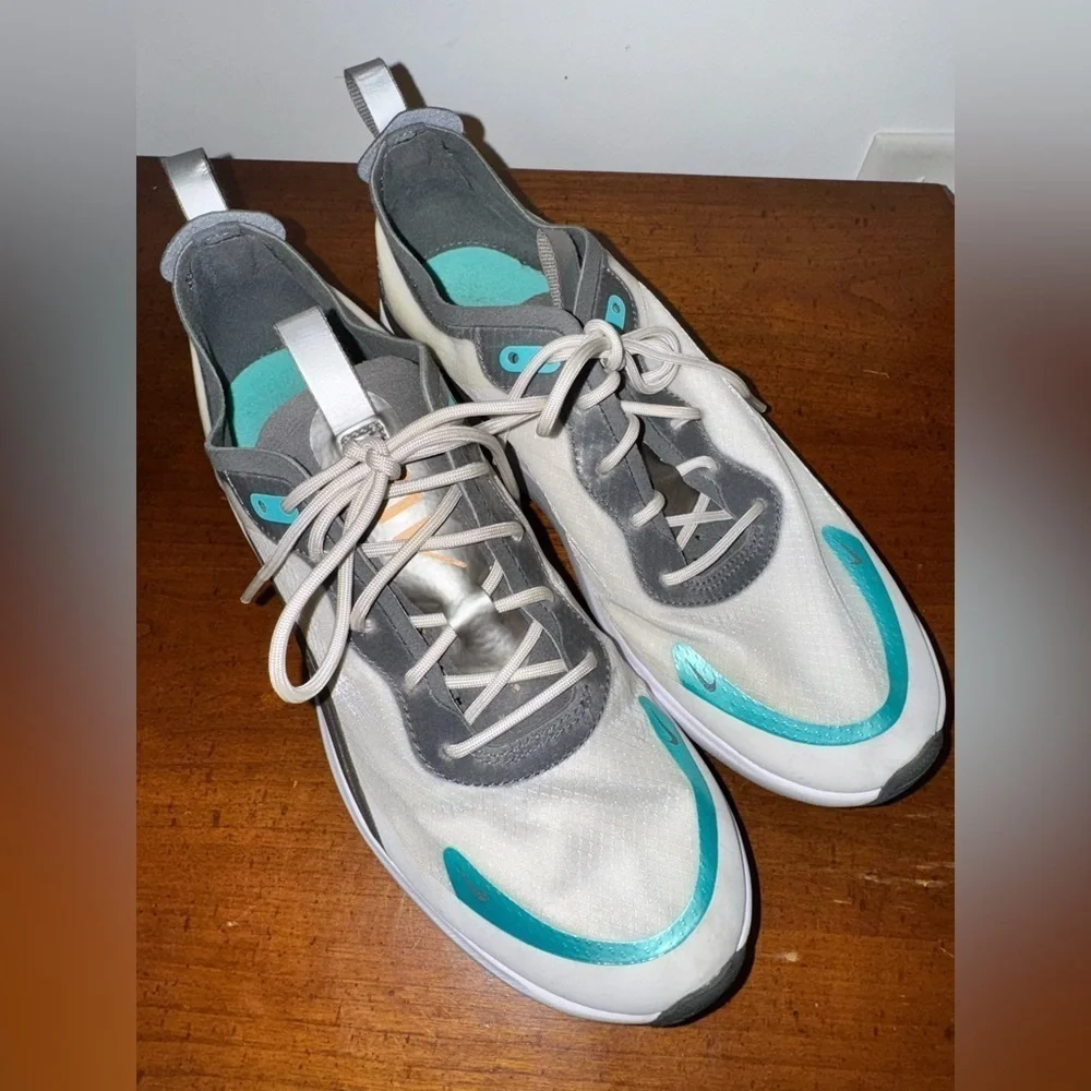Nike Air Max Dia SE Women’s Size 8